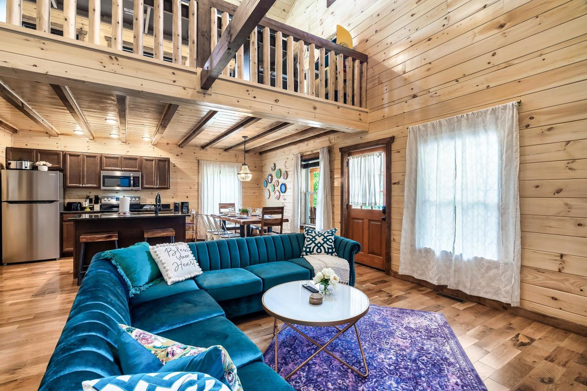 Southern Belle-NEW Boutique Cabin, Pool, Firepit, HotTub, Views Gatlinburg Extérieur photo