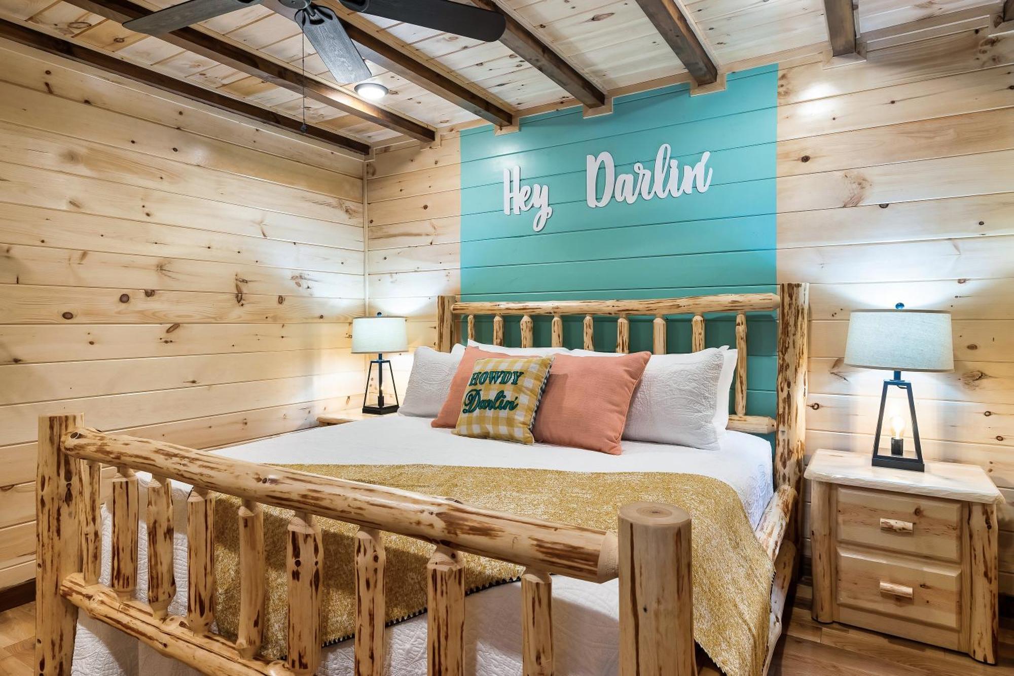 Southern Belle-NEW Boutique Cabin, Pool, Firepit, HotTub, Views Gatlinburg Extérieur photo