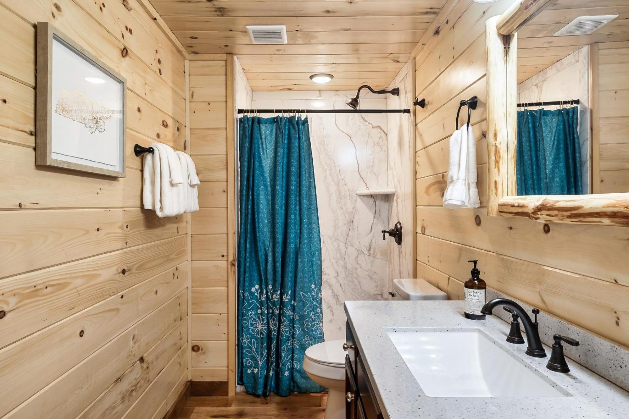 Southern Belle-NEW Boutique Cabin, Pool, Firepit, HotTub, Views Gatlinburg Extérieur photo